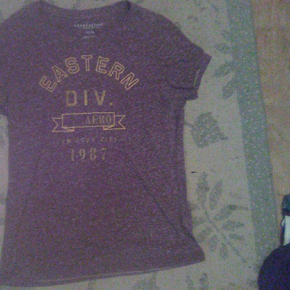 Aeropostale tshirt
